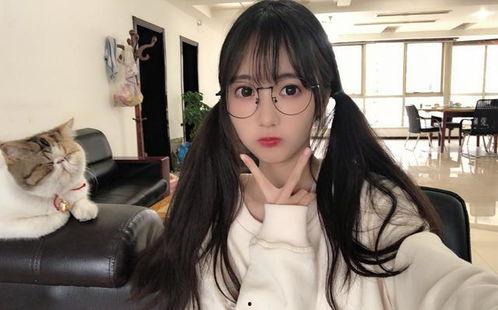 娱乐吃瓜酱蓝莓视频,娱乐吃瓜酱带你揭秘娱乐圈幕后故事